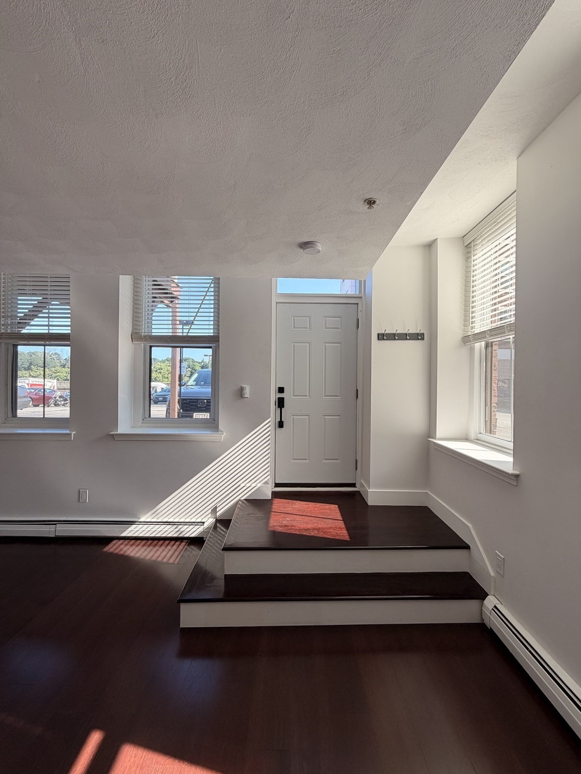 52 Washington St Property Photo 7