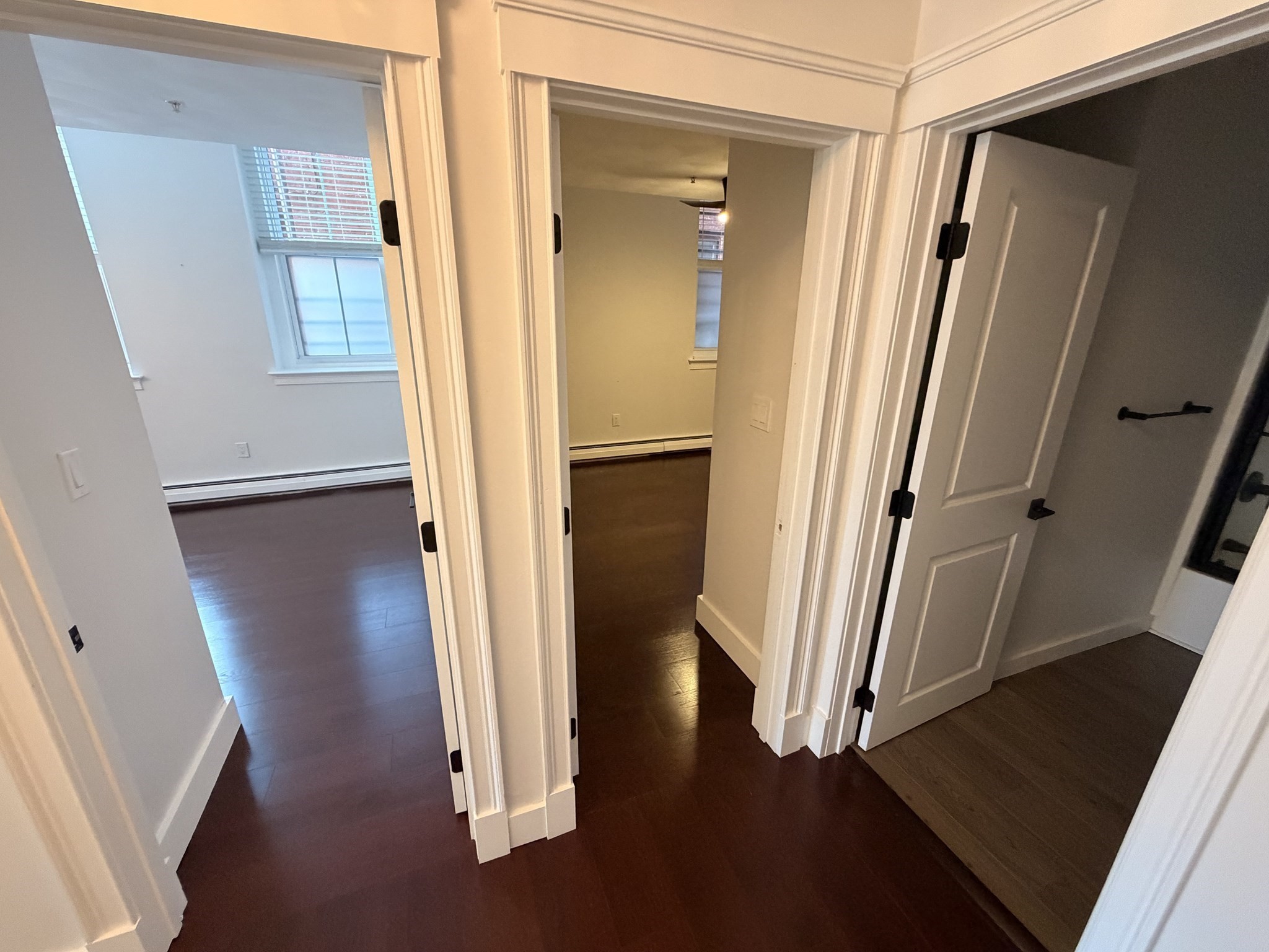 52 Washington St Property Photo 8