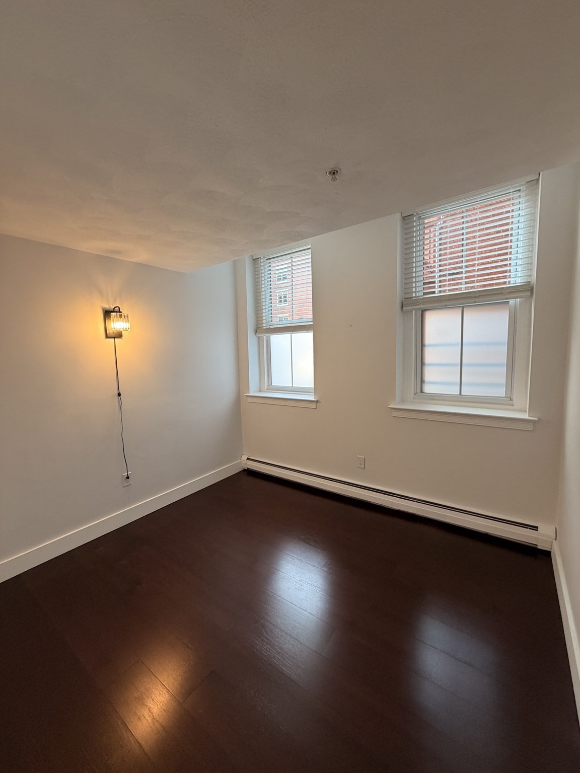 52 Washington St Property Photo 11