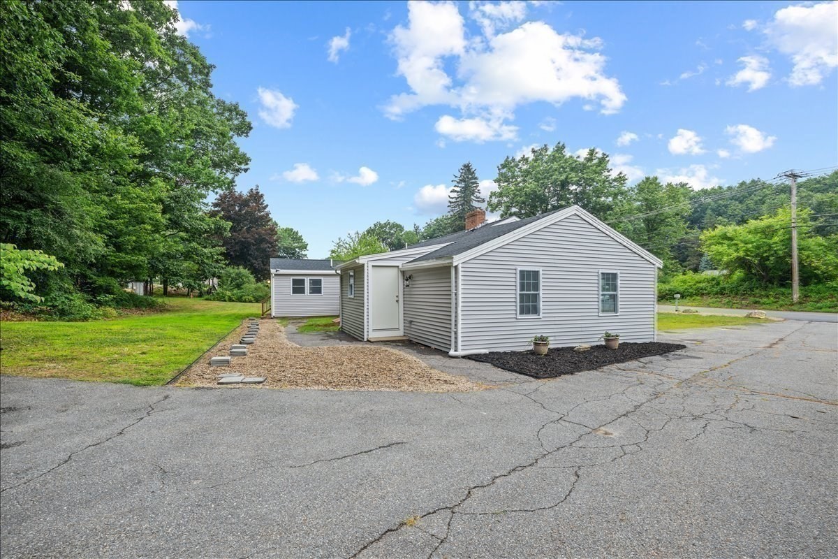 19 East Rd Property Photo 29