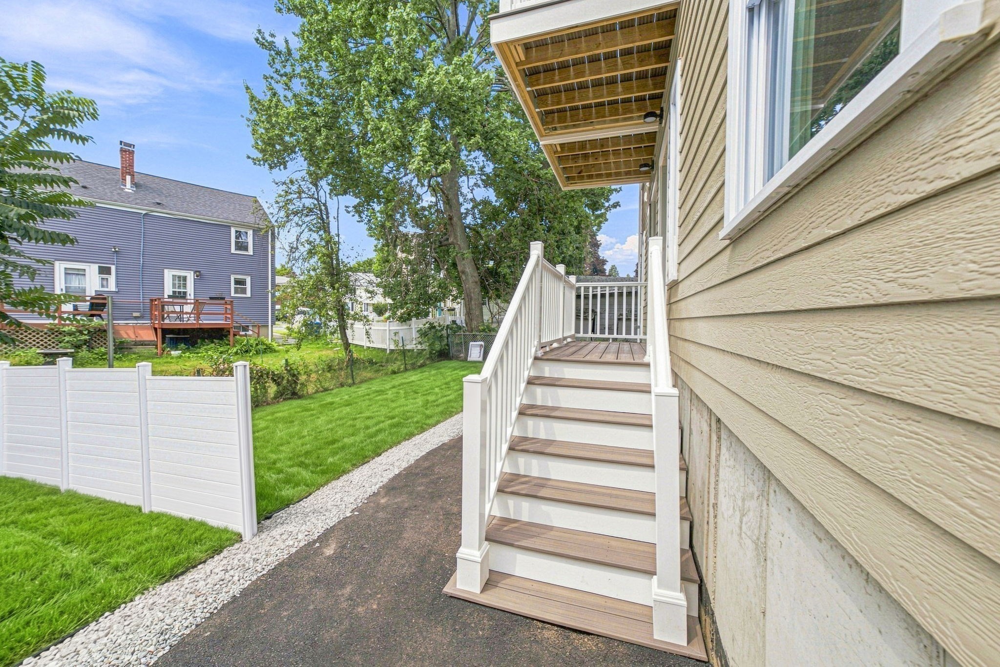 18 Jefferson Rd # A Property Photo 34