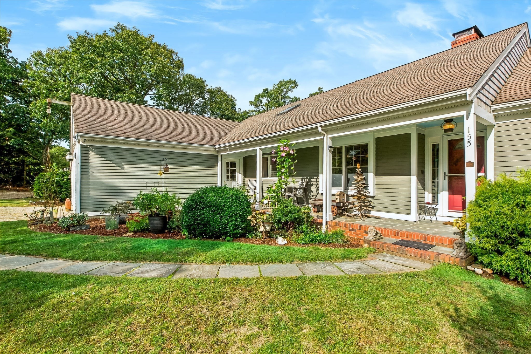 155 Damon Rd Property Photo 4