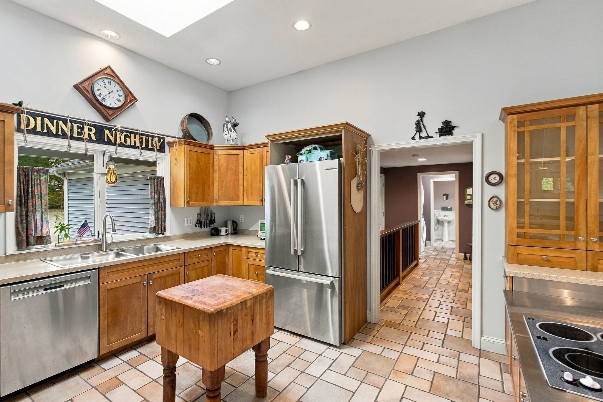 155 Damon Rd Property Photo 14