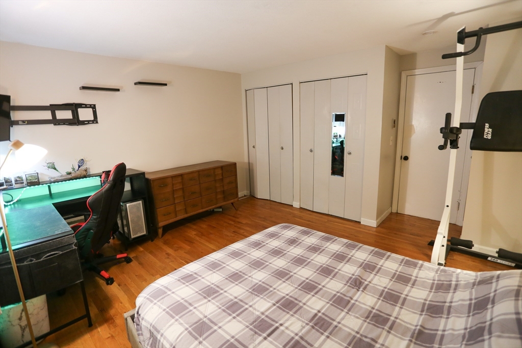 540 Granby Rd # 73b Property Photo 16