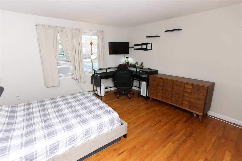 540 Granby Rd # 73b Property Photo 18