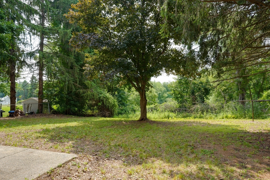 216 Brigham St Property Photo 3