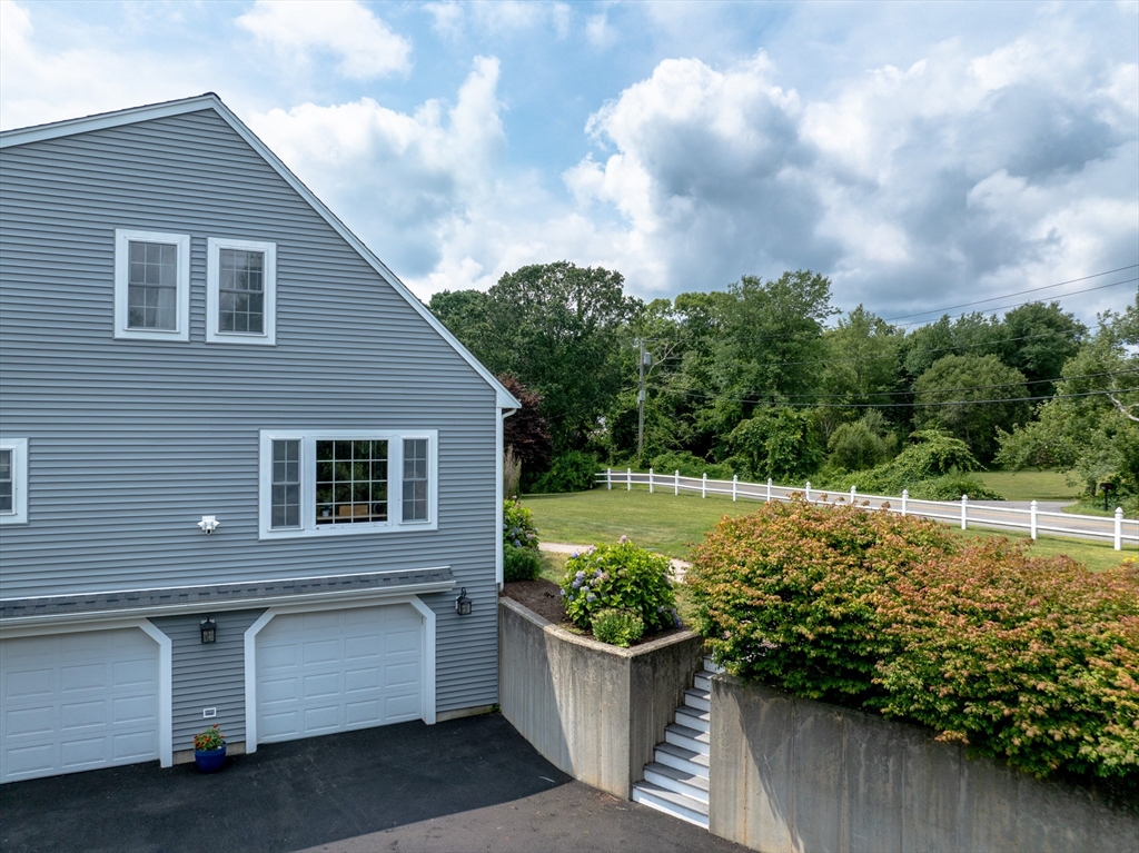 191 Acushnet Rd Property Photo 38