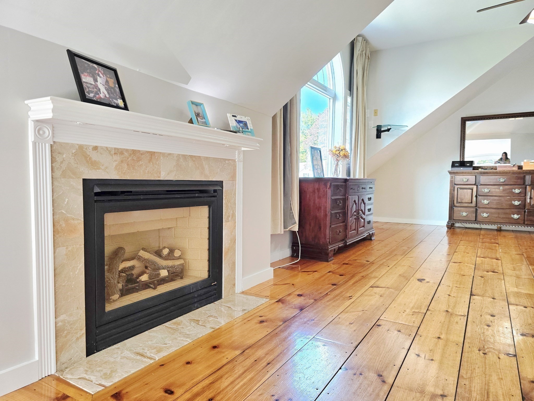 259 Salisbury St Property Photo 11