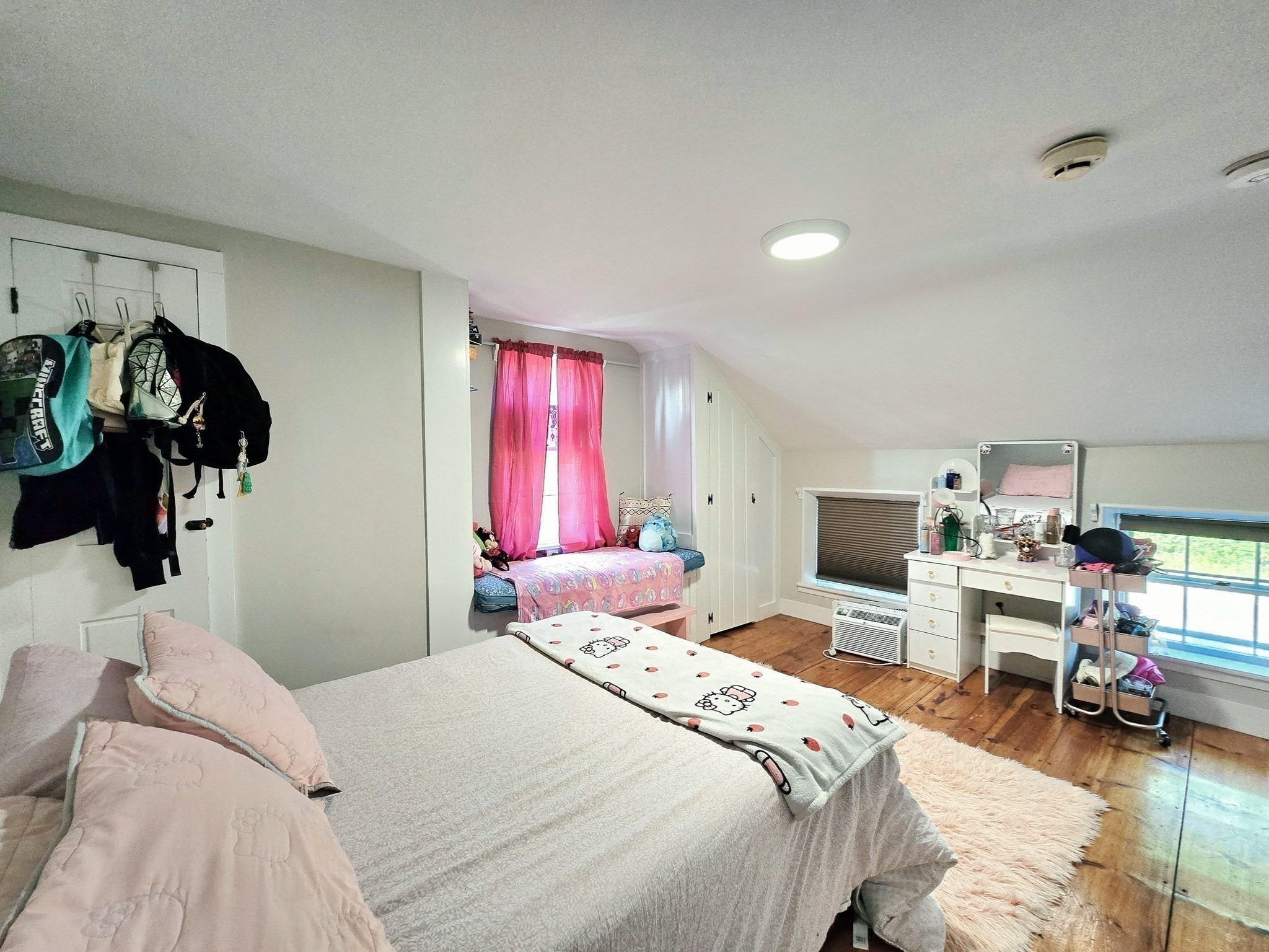 259 Salisbury St Property Photo 18