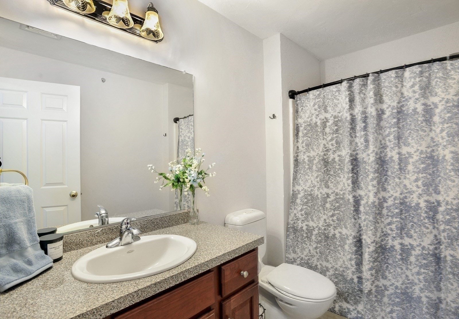 309 Hampton Way # 309 Property Photo 16
