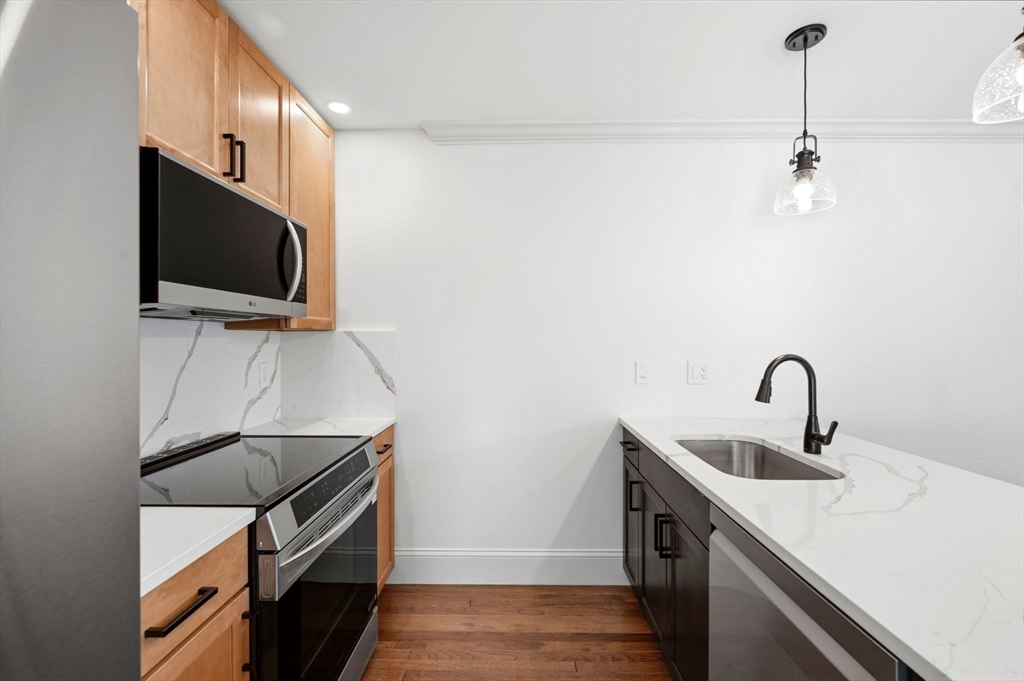2 Railroad Avenue # 2 Property Photo 11