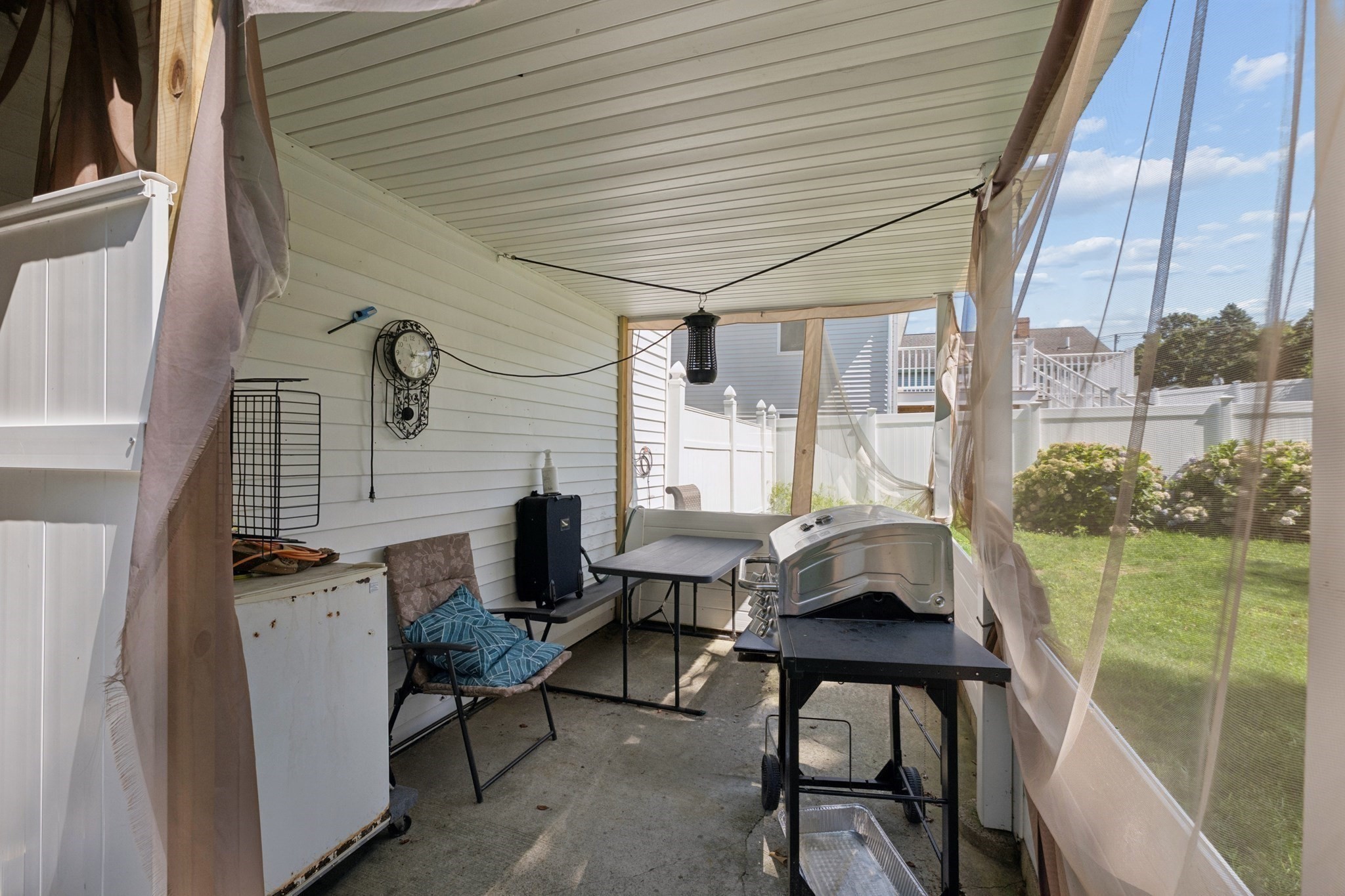 1200 Bay St Property Photo 7