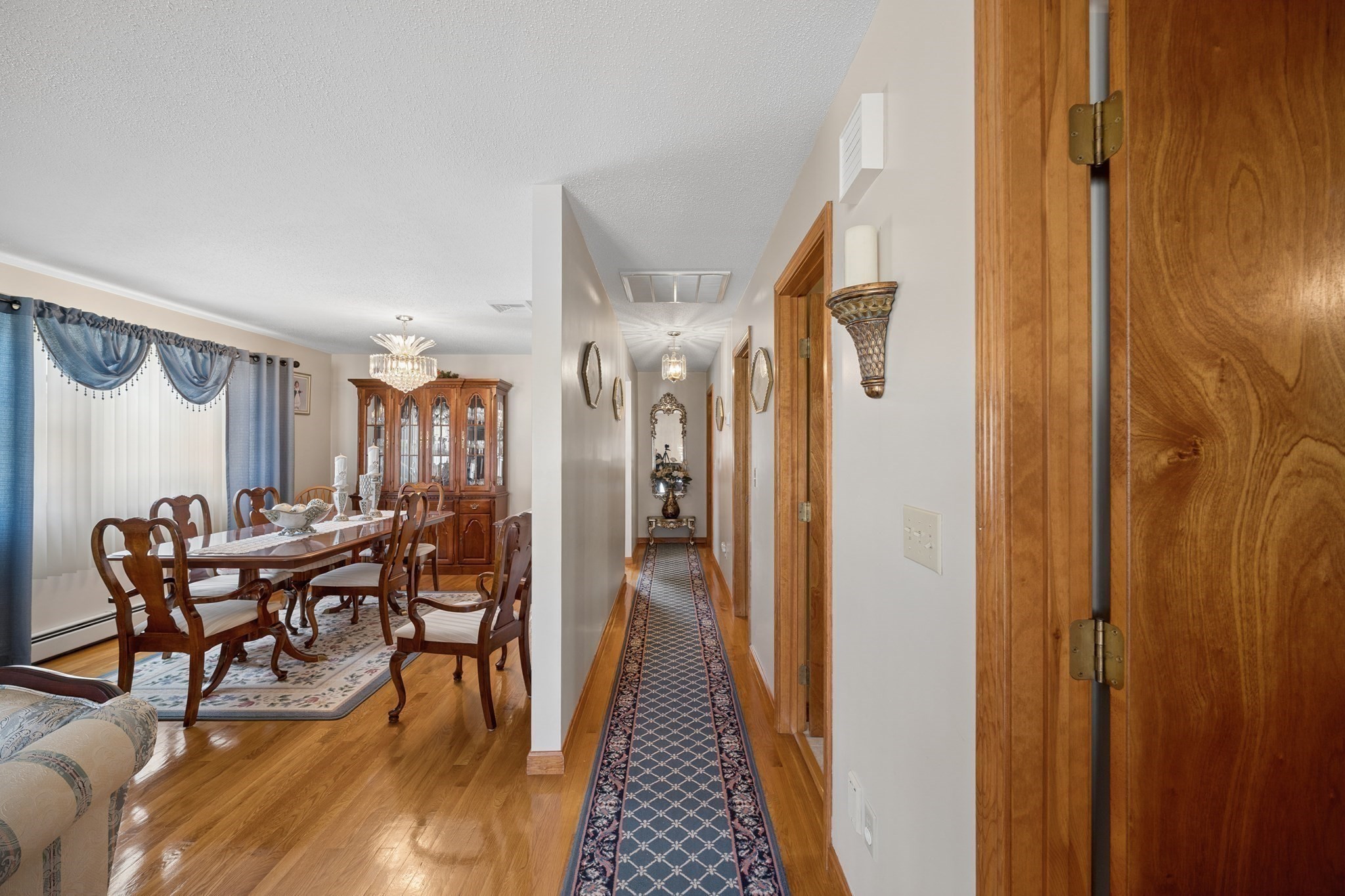 1200 Bay St Property Photo 14