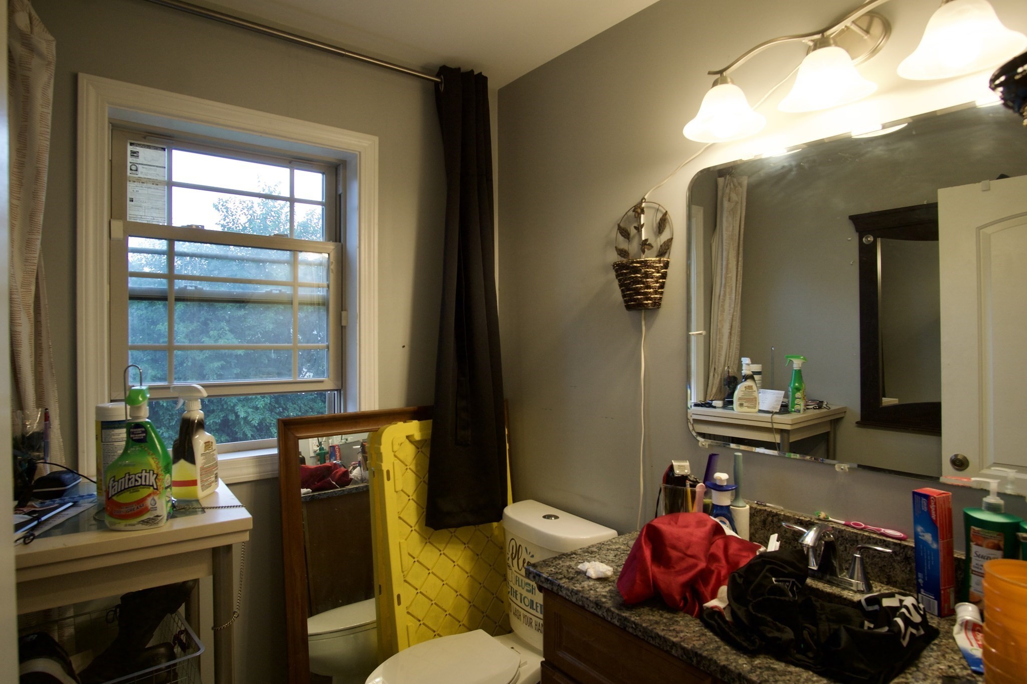 1289 Bay St. Property Photo 10