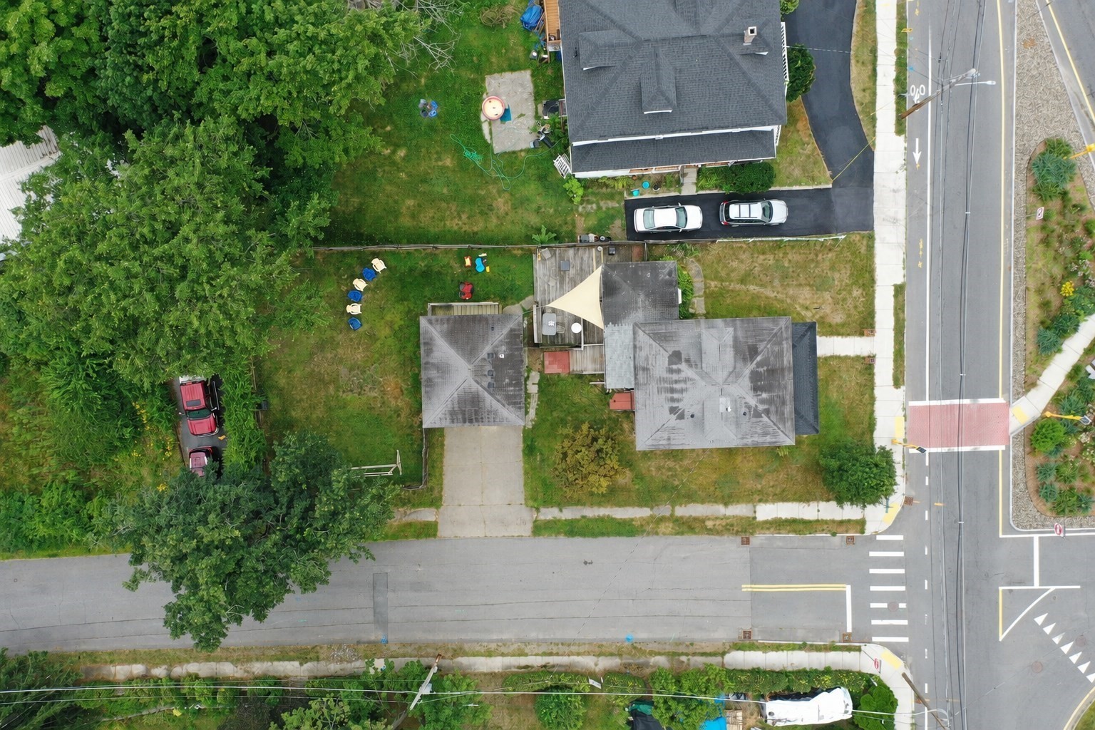 107 E Main St Property Photo 39