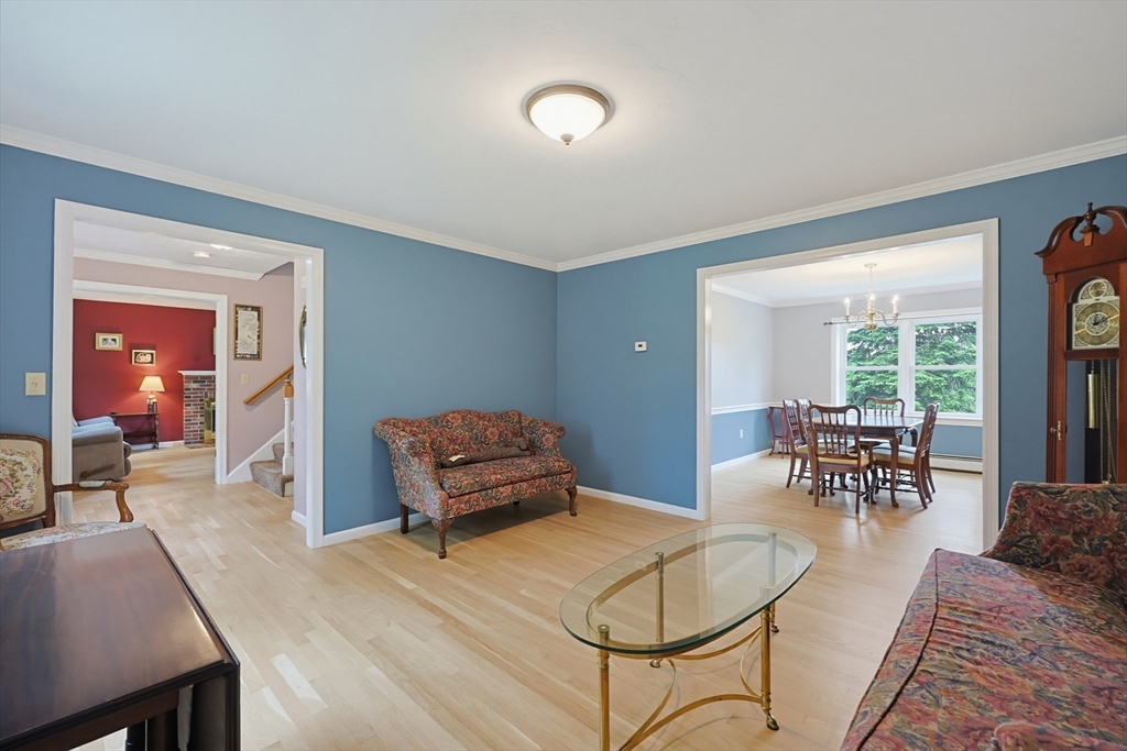 73 Lovering St Property Photo 6