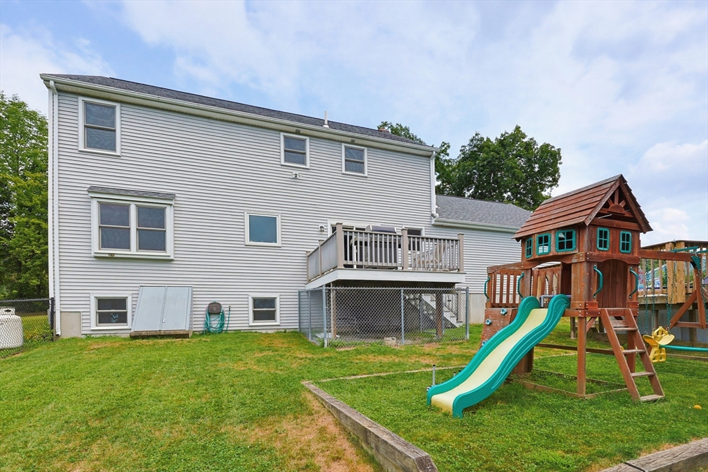 73 Lovering St Property Photo 31