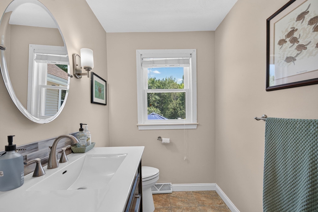 3 Jerridge Ln Property Photo 16