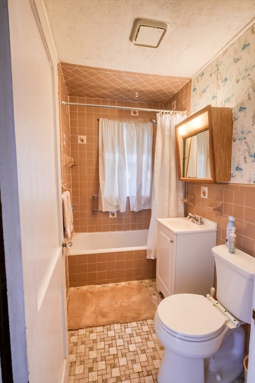 18 Grayson St Property Photo 18