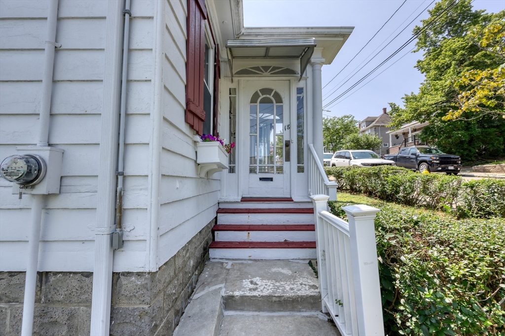 18 Grayson St Property Photo 19