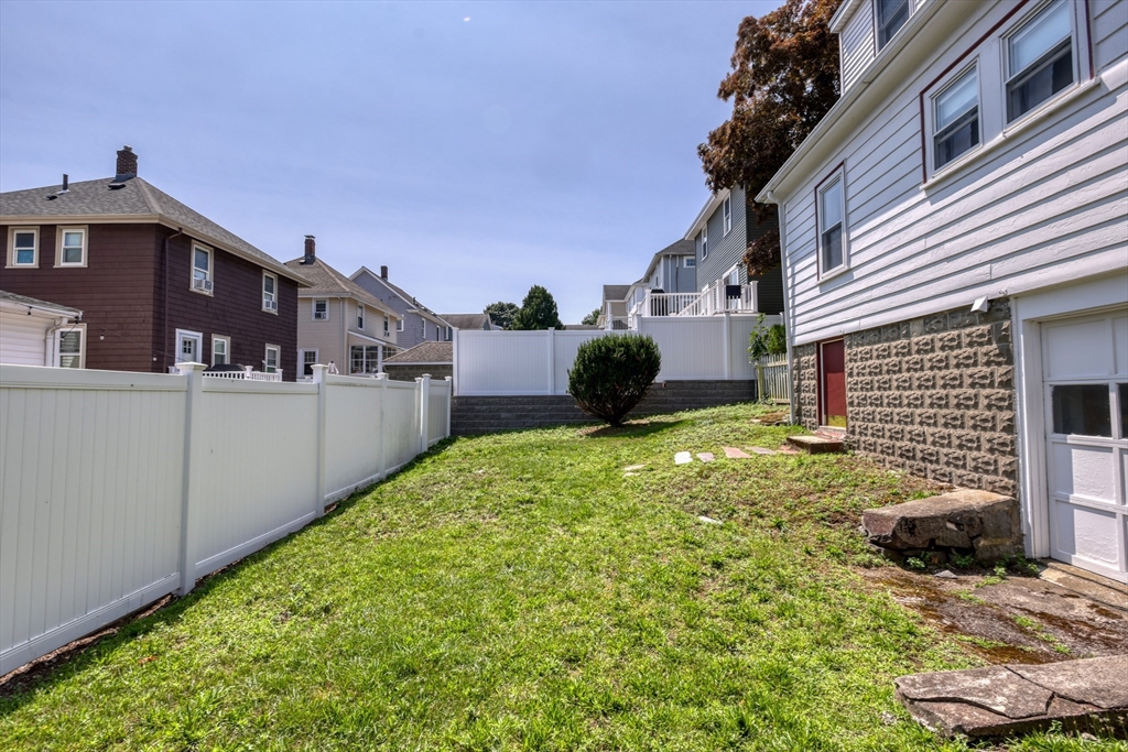 18 Grayson St Property Photo 24