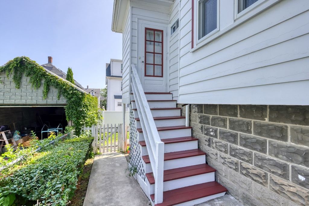 18 Grayson St Property Photo 25