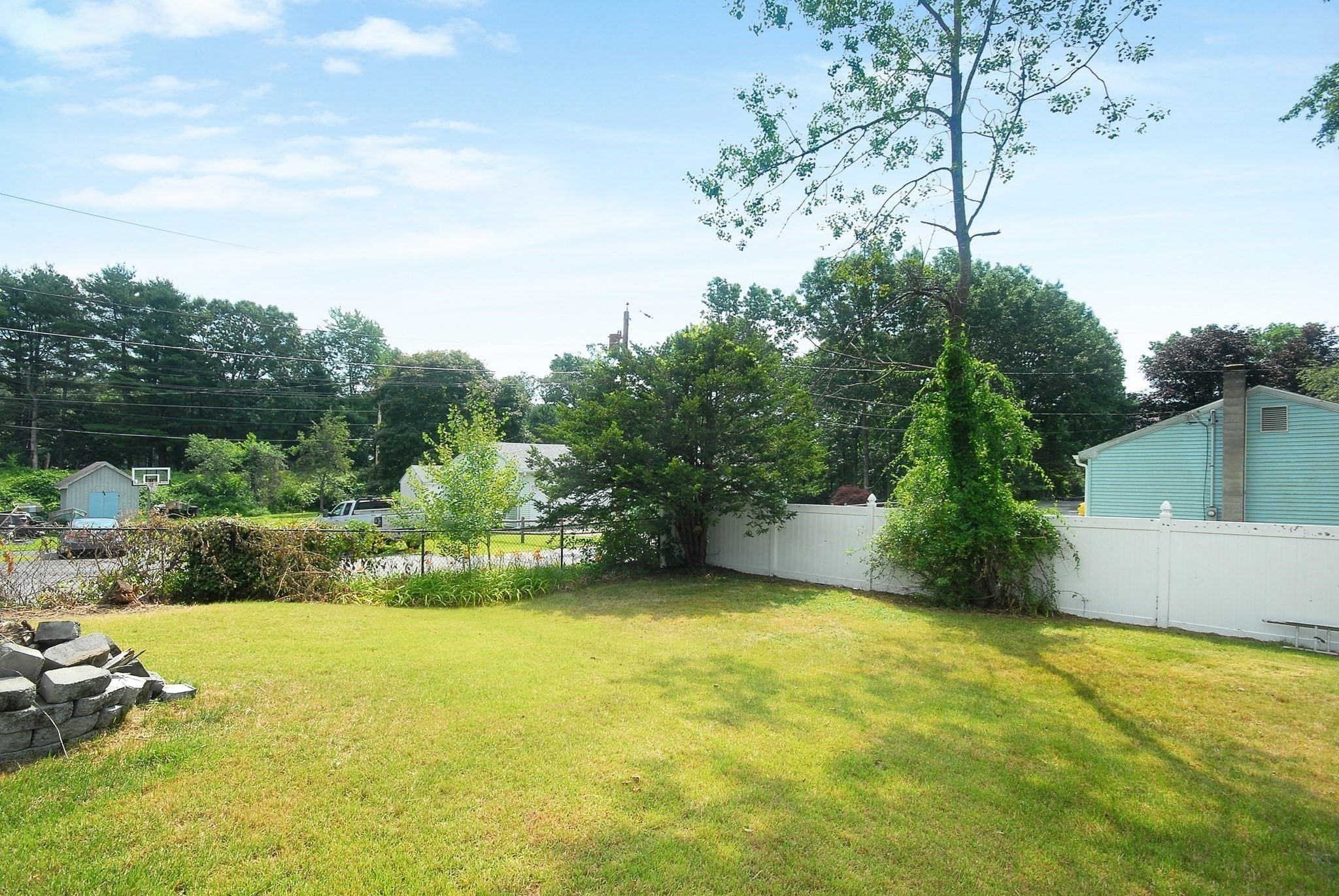 10 Brook St Property Photo 4