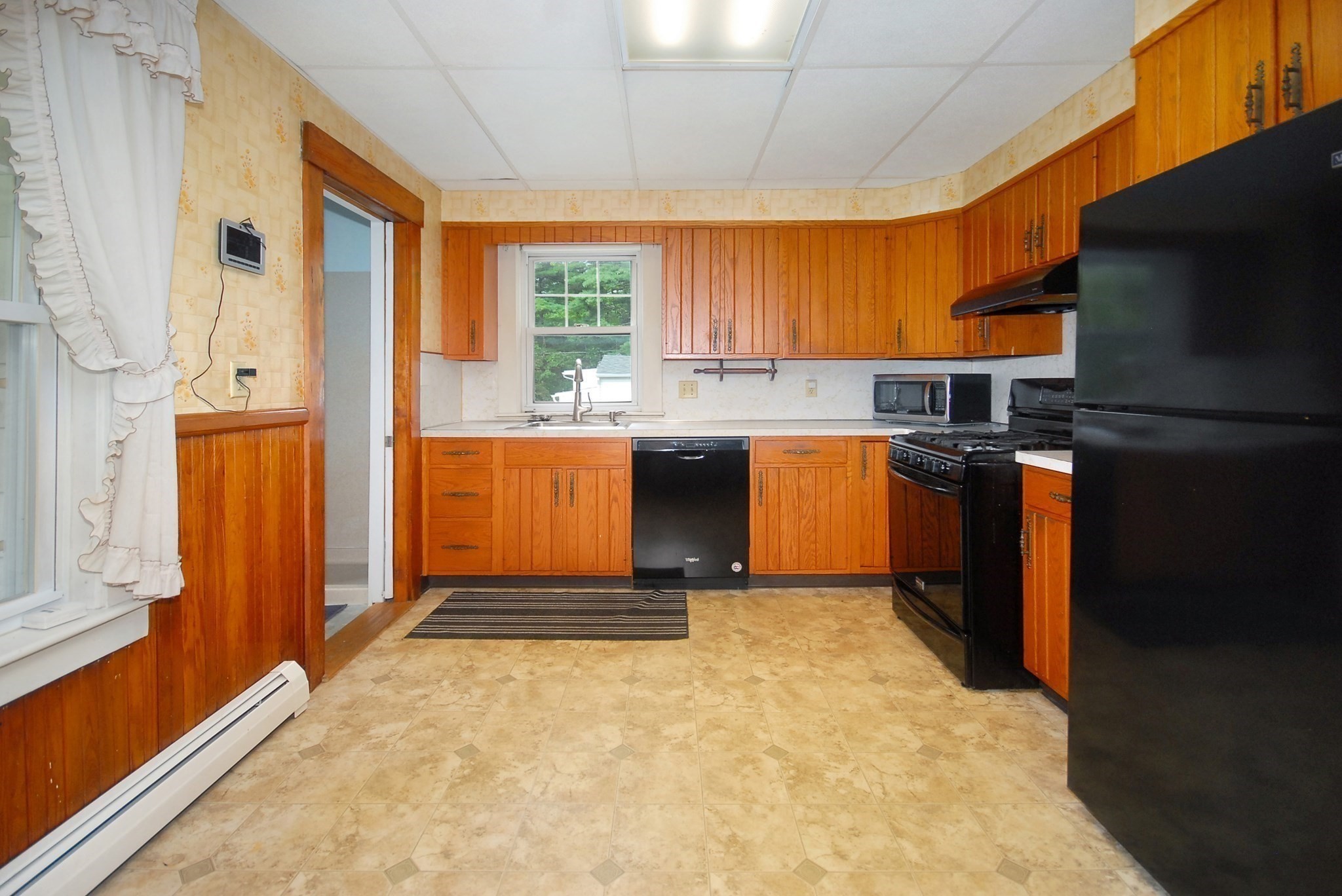 10 Brook St Property Photo 11