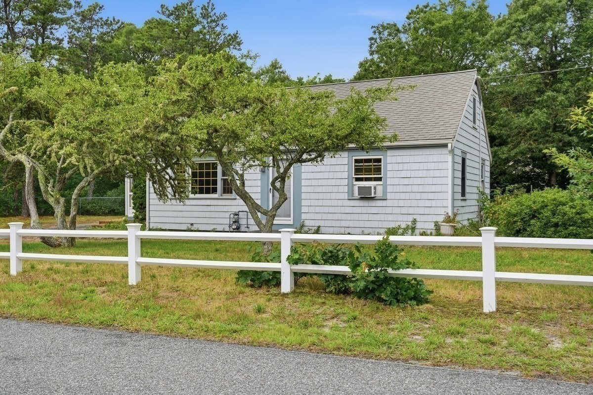 127 Indian Trl Property Photo 1