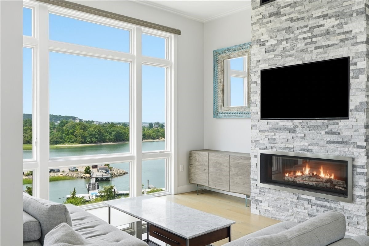 10 Shipyard Dr # 513 Property Photo 2