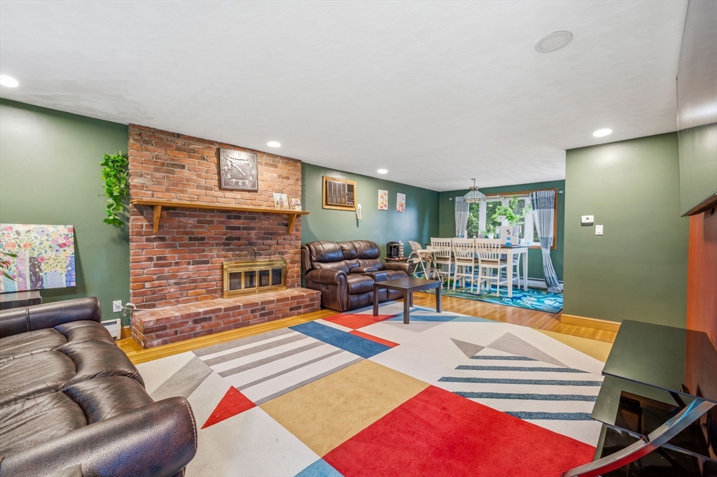 5 Hull Dr Property Photo 2