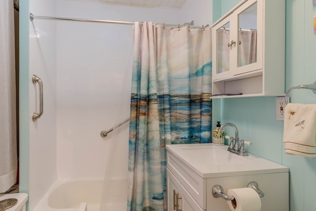 27 Elm Street Property Photo 12