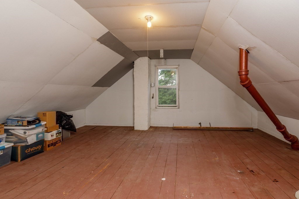 27 Elm Street Property Photo 21
