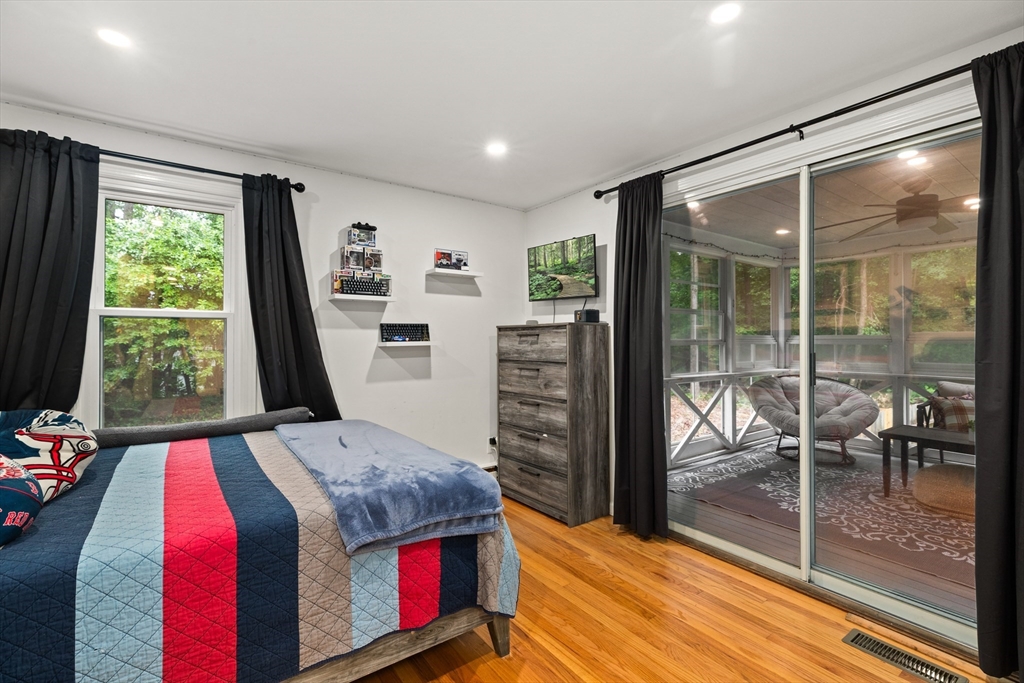 148 Upton Rd Property Photo 12
