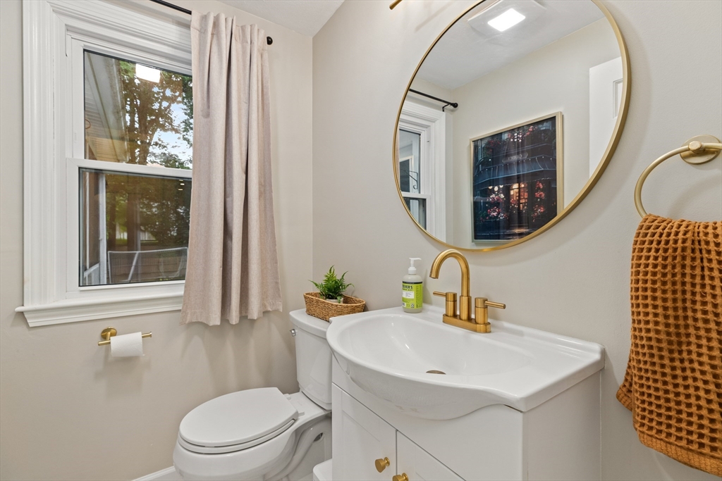 148 Upton Rd Property Photo 15