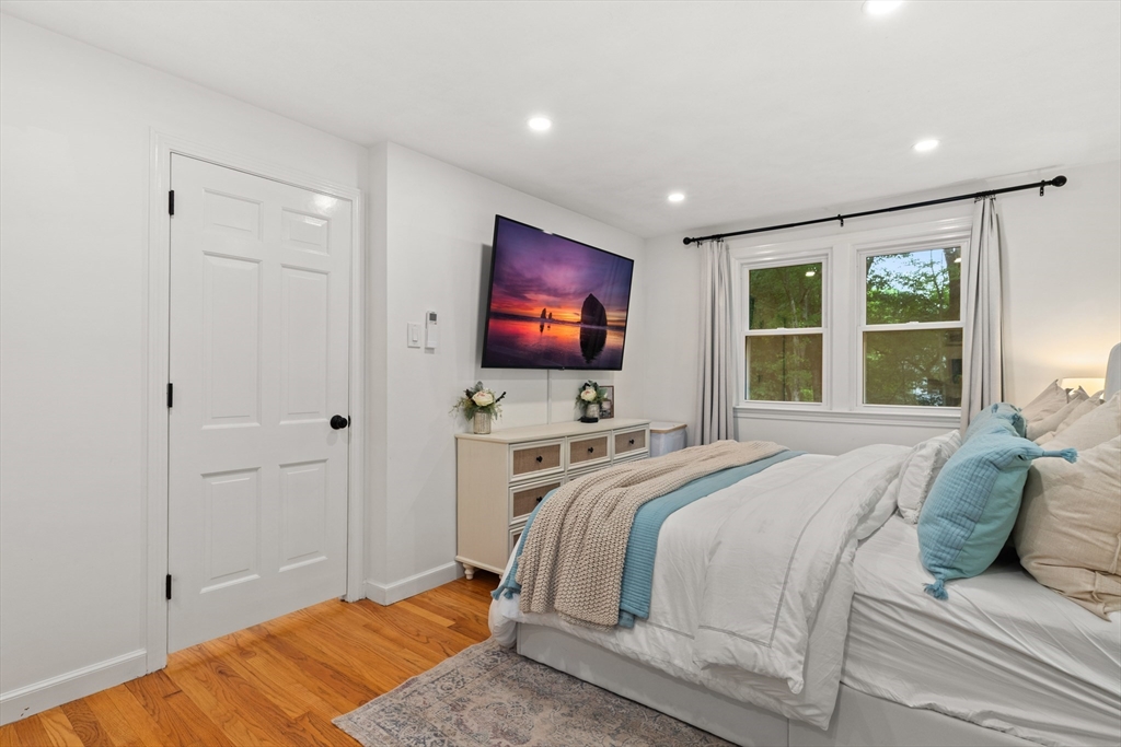 148 Upton Rd Property Photo 18
