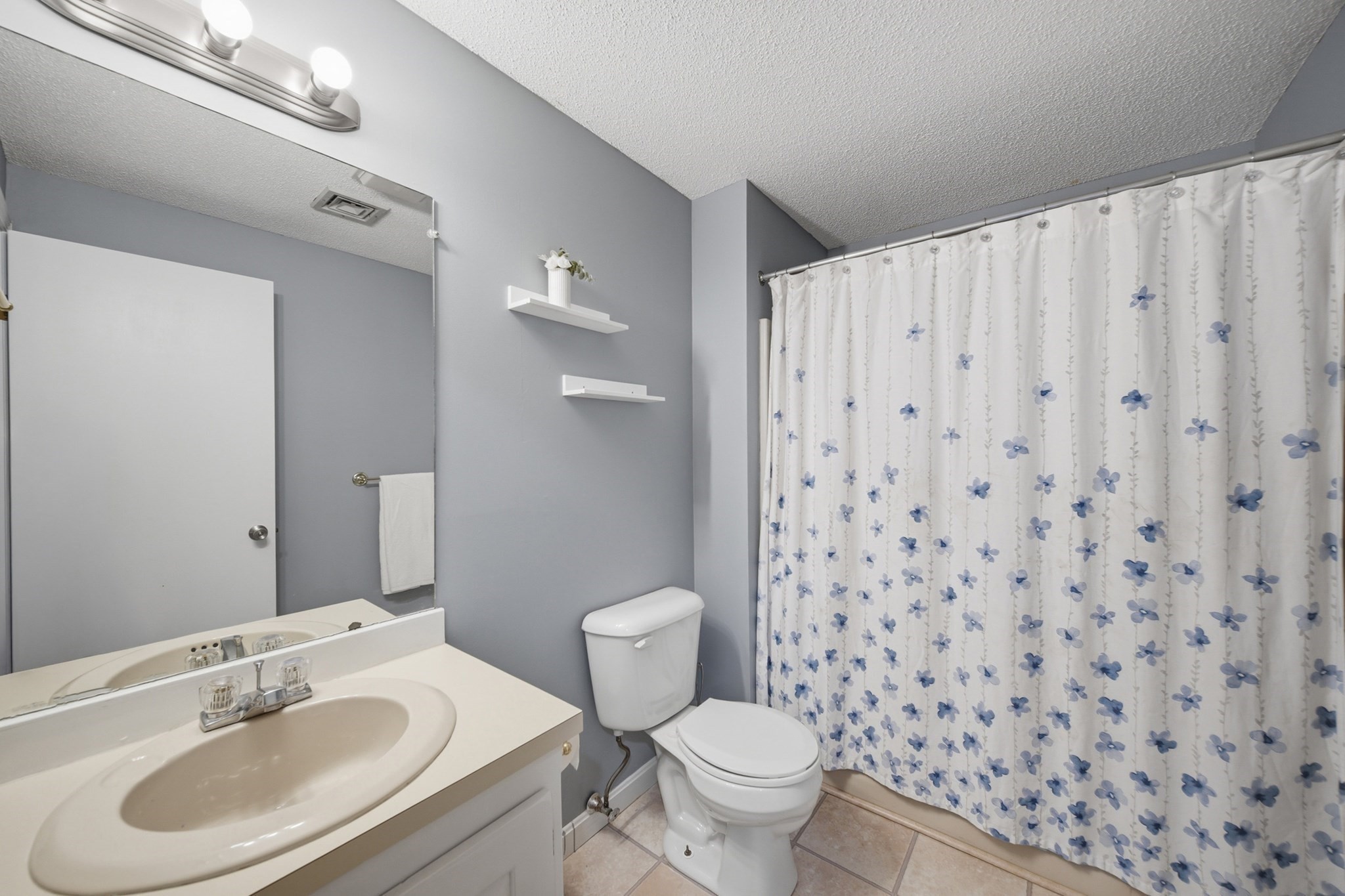 307 Amherst St # 2 Property Photo 14