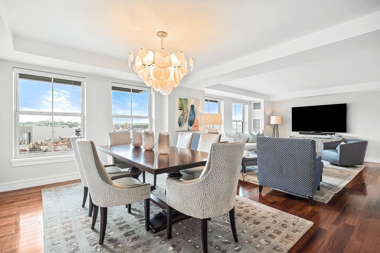 3 Battery Wharf # 3303 Property Photo 1