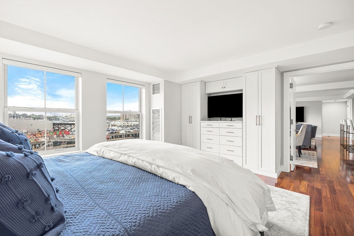 3 Battery Wharf # 3303 Property Photo 10