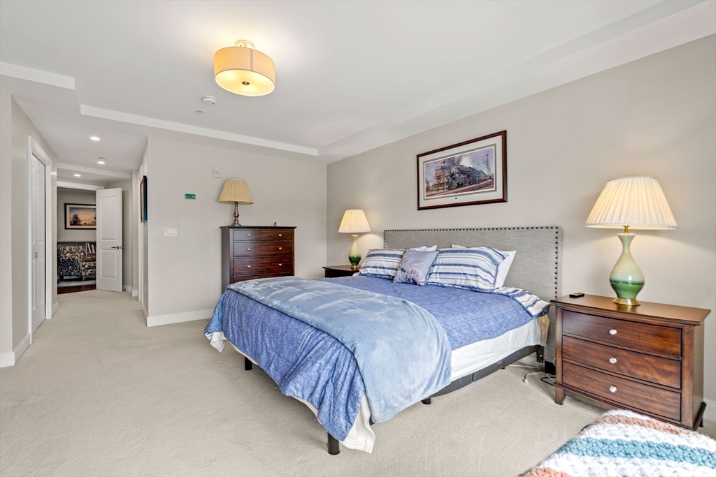 201 Elliott # 200 Property Photo 16