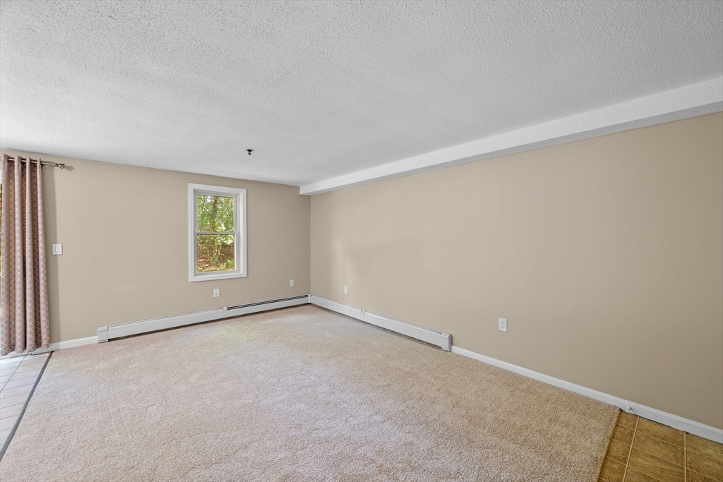 68 Lantern Ln # 7 Property Photo 11
