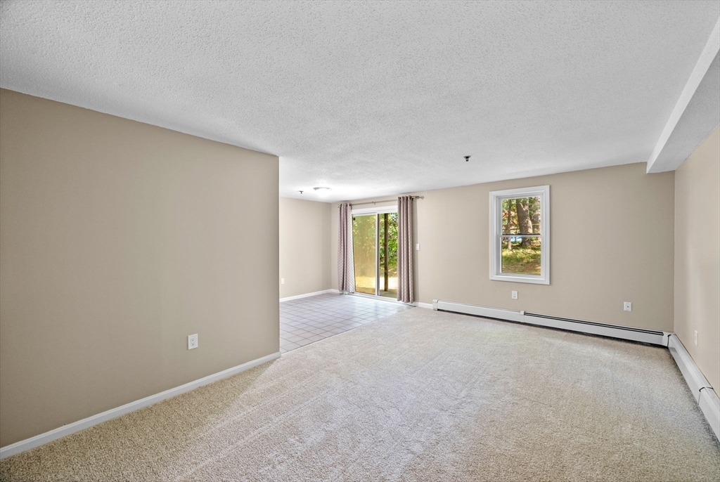 68 Lantern Ln # 7 Property Photo 12