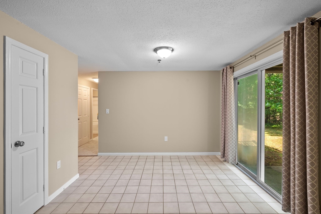 68 Lantern Ln # 7 Property Photo 15