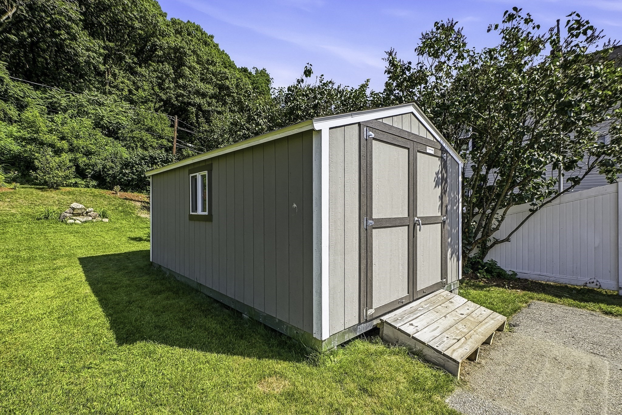 55 Chilmark St Property Photo 8