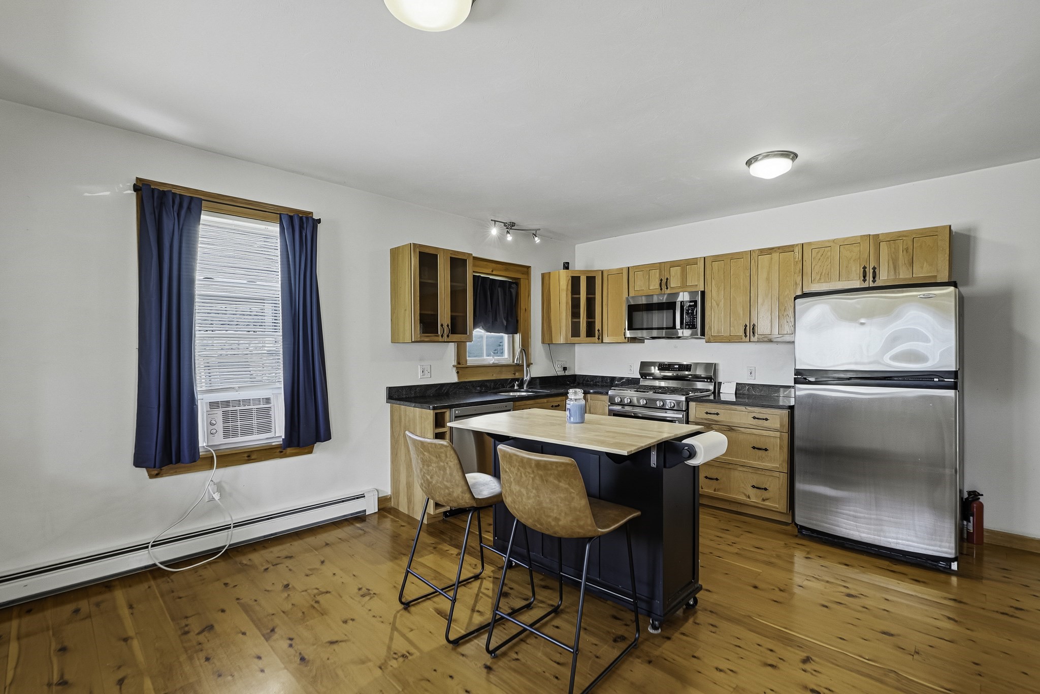 55 Chilmark St Property Photo 14