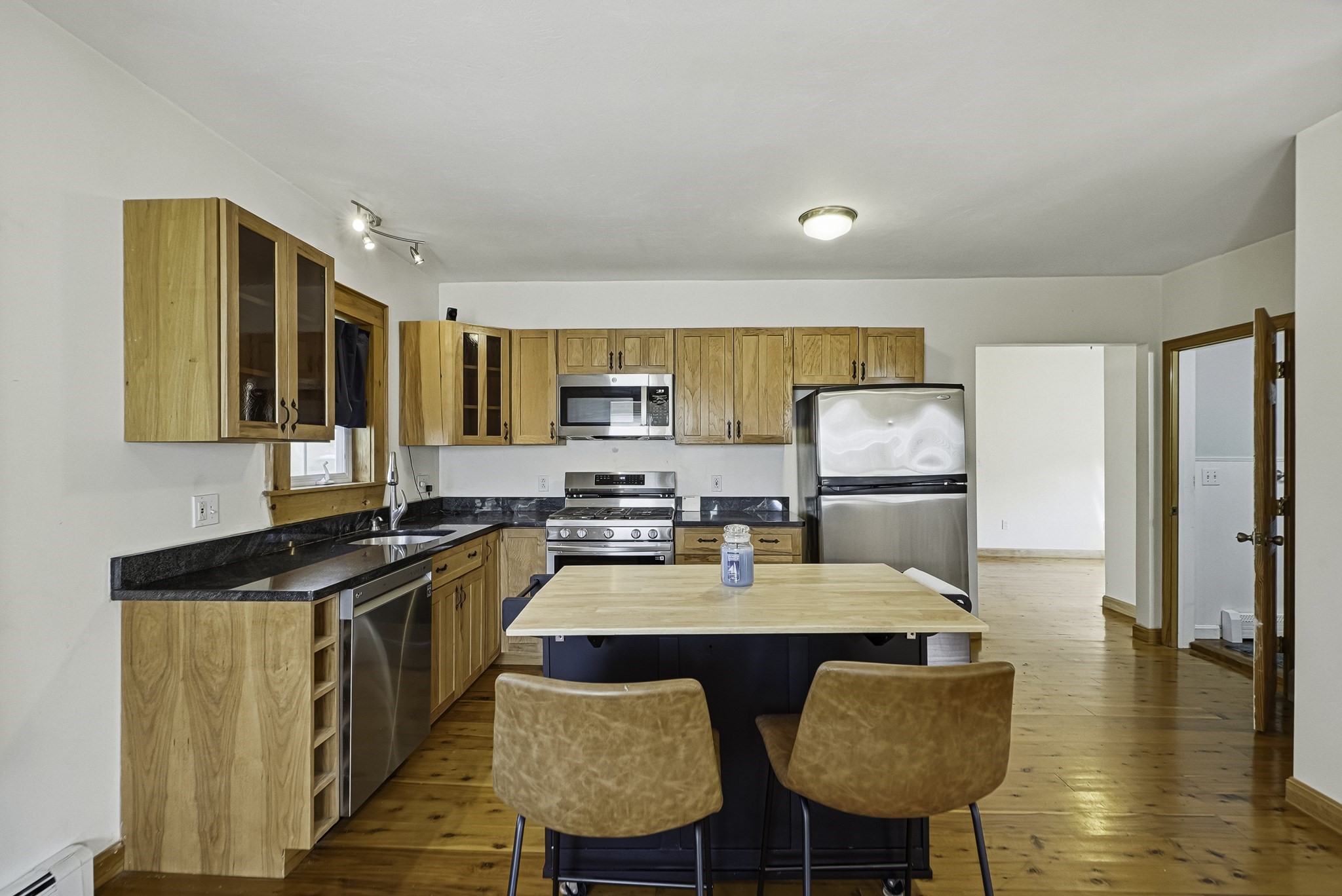 55 Chilmark St Property Photo 15