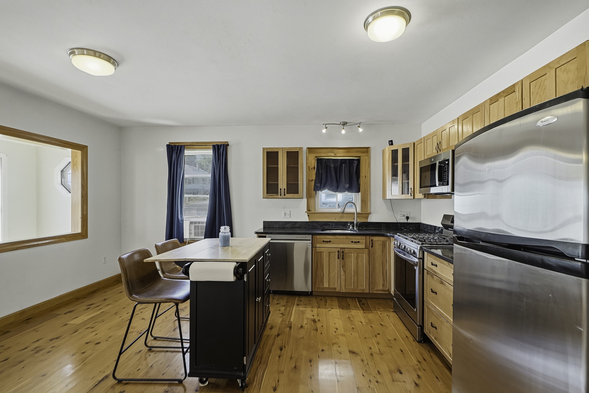 55 Chilmark St Property Photo 17