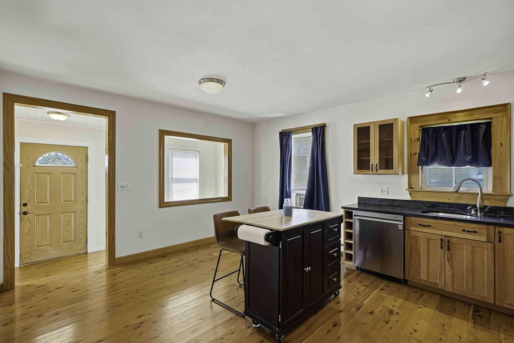 55 Chilmark St Property Photo 18