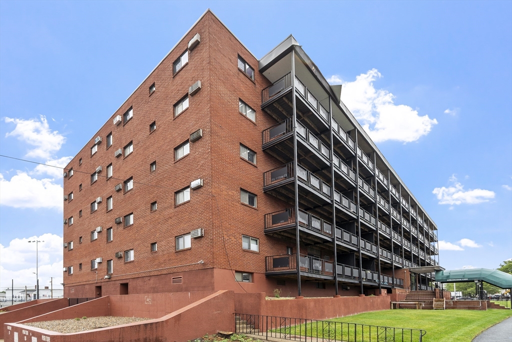 585 Revere Beach Parkway # 312 Property Photo 2