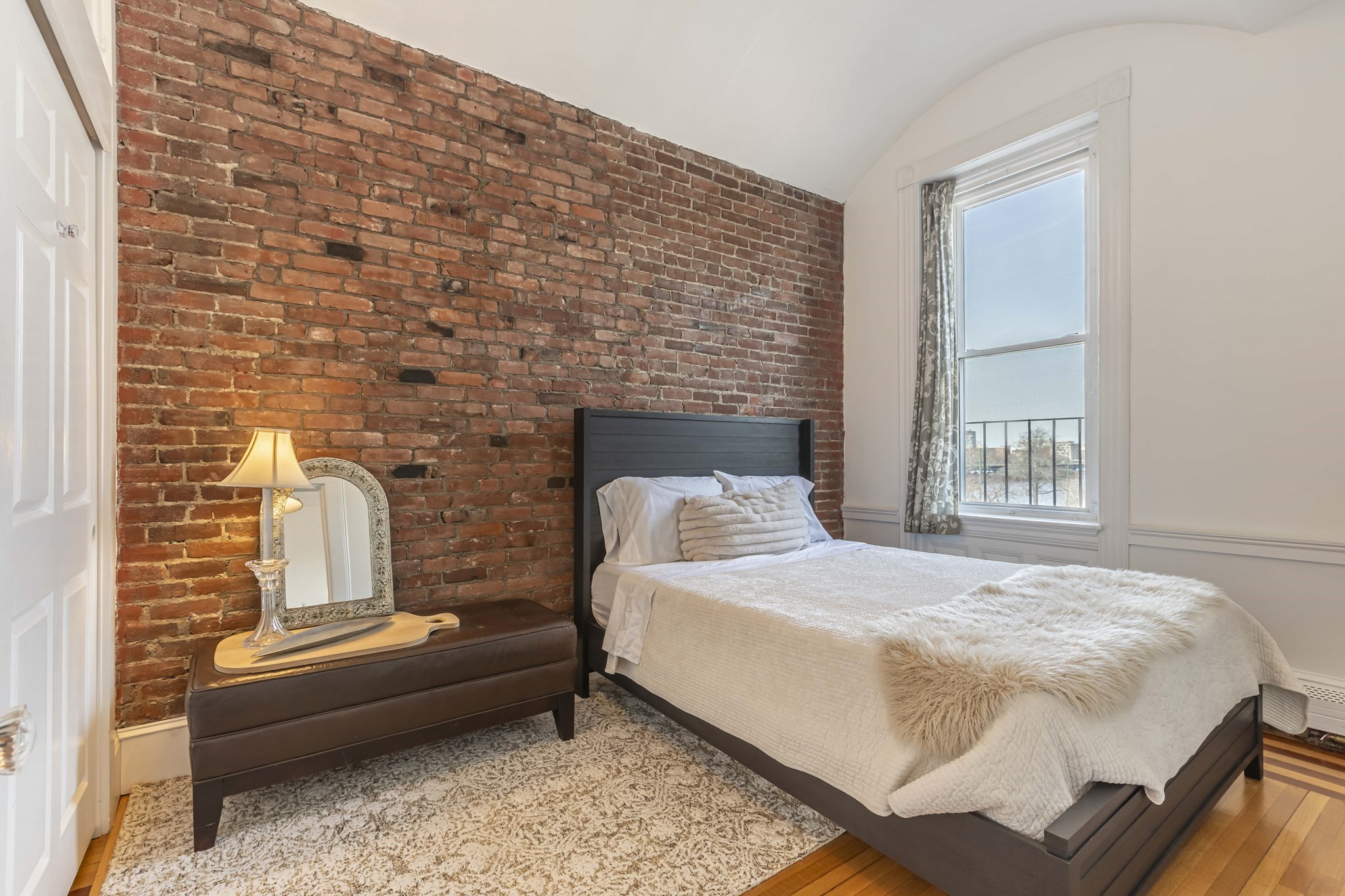 462 Beacon St # 22 Property Photo 11
